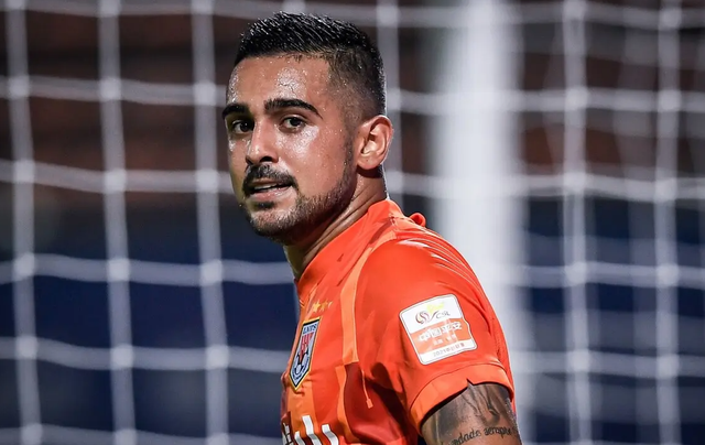 问鼎国际-关于转会期犹他爵士调整名单：西甲节点到来，话题不断，年轻球员得到机会的信息