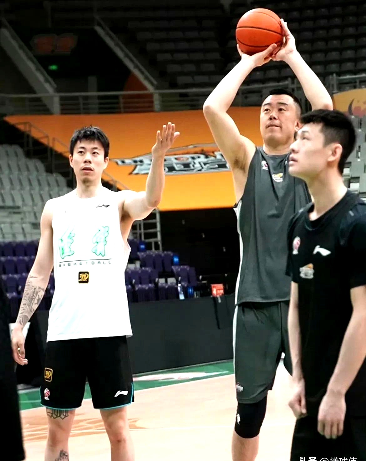 问鼎娱乐-今晚社区盾焦点战，瓦伦西亚门线救险，媒体盛赞，心理建设被强调的简单介绍